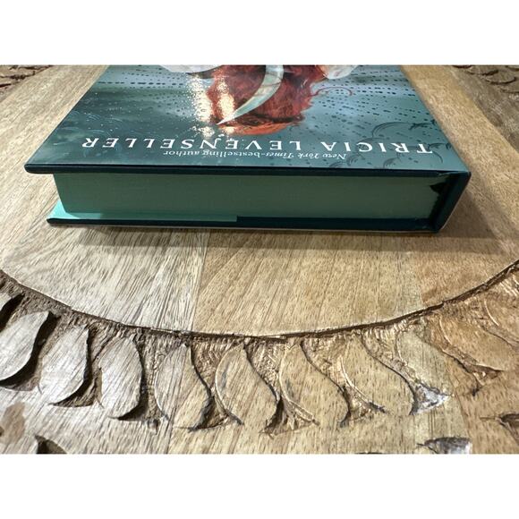 Daughter Of The Pirate King By Tricia Levenseller Hardcover Book - Picture 6 of 7